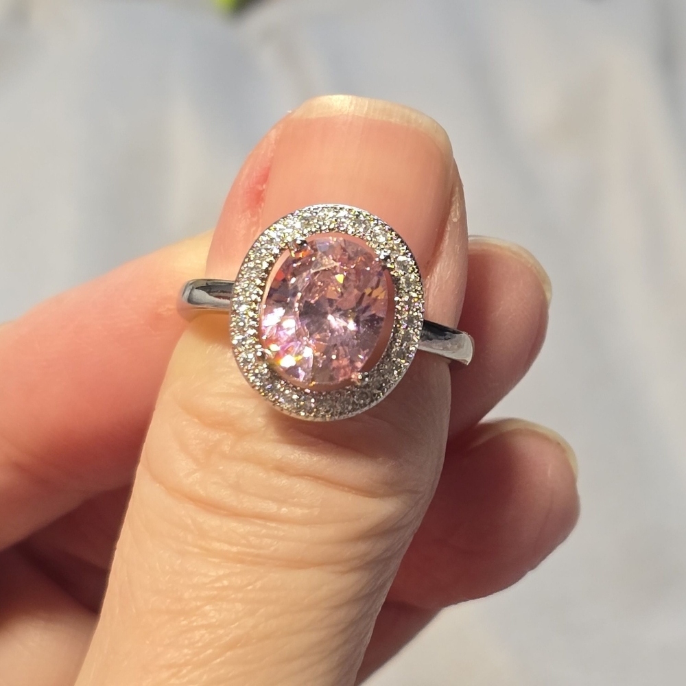 Elegant Pink Gemstone Silver Ring - Picture 3 of 4